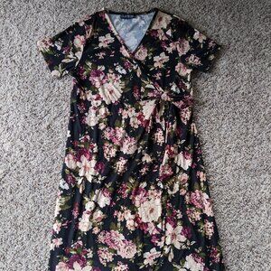 Floral Maternity/Nursing Dress